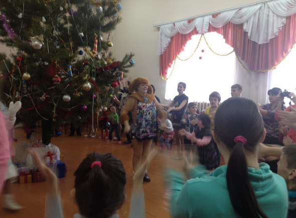 Новогодняя ёлка в "Мокшанском детском доме-интернате для умственно отсталых детей"
