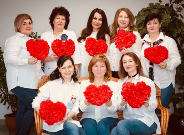 Коллектив фонда «Святое дело» поздравляет всех с Днём Влюблённых!
